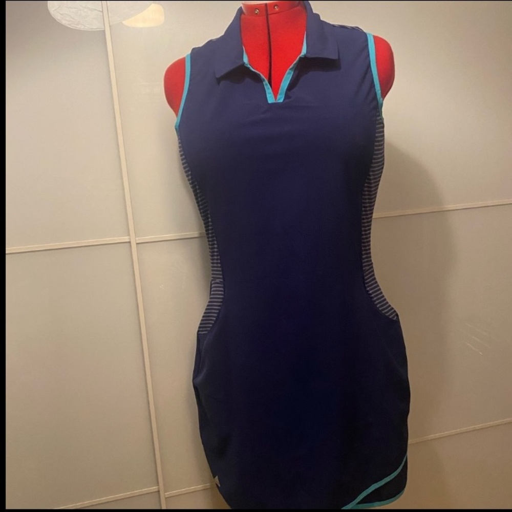 Golf dress Adidas. Impeccable, size Large
